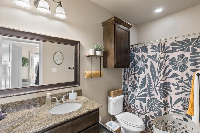 4032 Golden Eagle Drive, Bryan, TX 77808