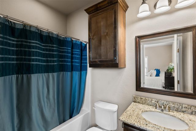 4032 Golden Eagle Drive, Bryan, TX 77808