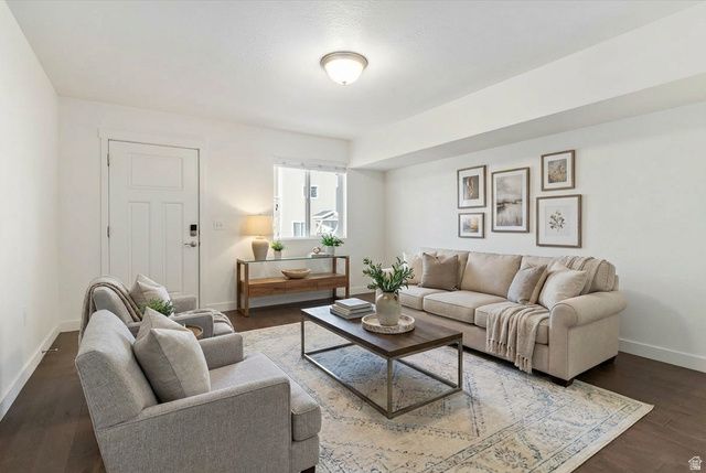 641 N 160 E, Vineyard, UT 84059