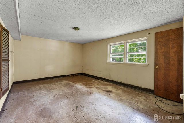 454 Plainfield Road, Edison, NJ 08820