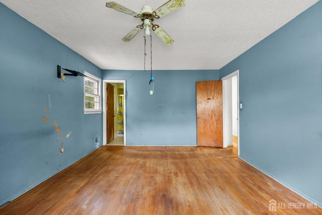 454 Plainfield Road, Edison, NJ 08820