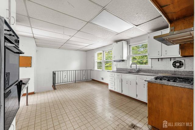 454 Plainfield Road, Edison, NJ 08820