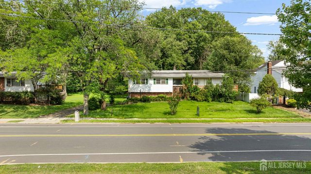 454 Plainfield Road, Edison, NJ 08820