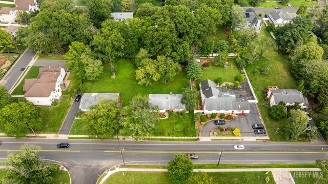 454 Plainfield Road, Edison, NJ 08820