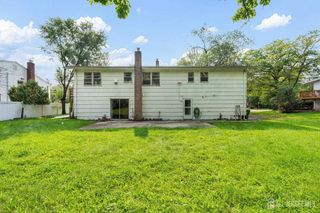 454 Plainfield Road, Edison, NJ 08820
