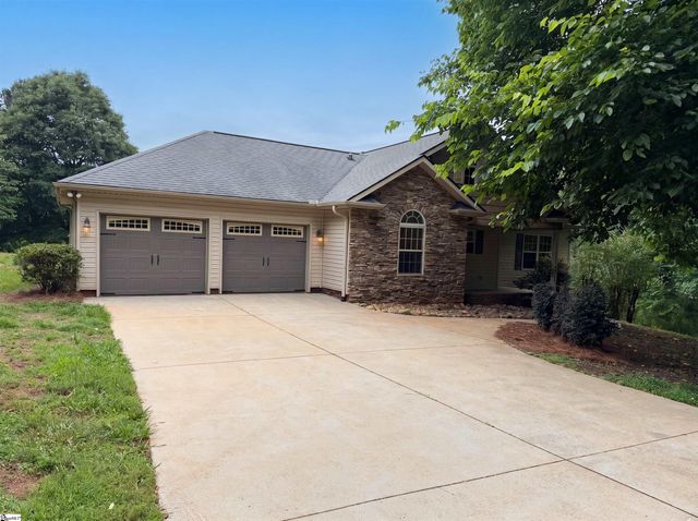 107 Trailing Ivy Court, Lyman, SC 29365