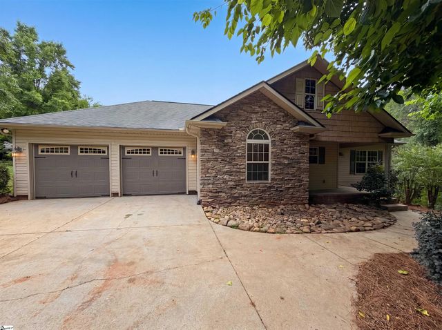 107 Trailing Ivy Court, Lyman, SC 29365