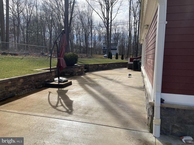 8240 SINCLAIR MILL RD, Manassas, VA 20112