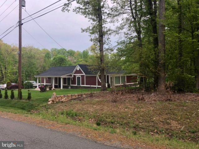 8240 SINCLAIR MILL RD, Manassas, VA 20112