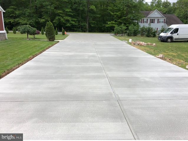 8240 SINCLAIR MILL RD, Manassas, VA 20112