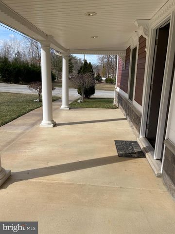 8240 SINCLAIR MILL RD, Manassas, VA 20112