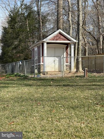8240 SINCLAIR MILL RD, Manassas, VA 20112