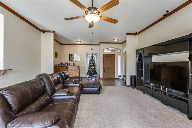 11240 NW 104th Street, Yukon, OK 73099