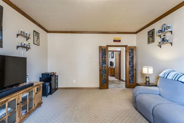 11240 NW 104th Street, Yukon, OK 73099