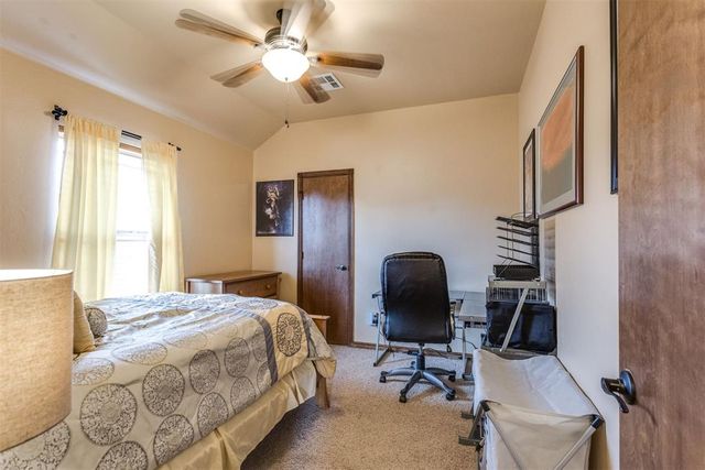 11240 NW 104th Street, Yukon, OK 73099