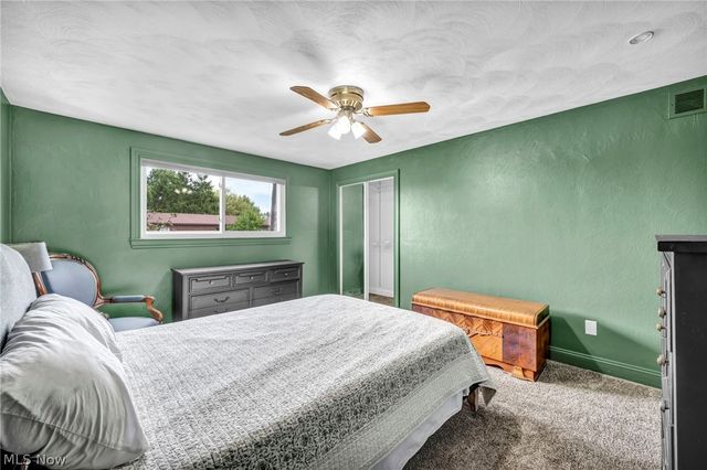 2598 Shakespeare Lane, Avon, OH 44011