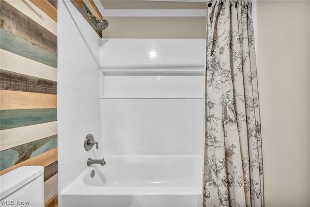 2598 Shakespeare Lane, Avon, OH 44011