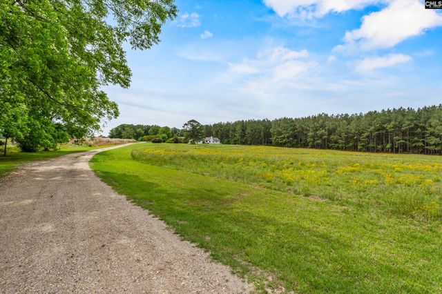 213 Tombfield Road, Camden, SC 29020