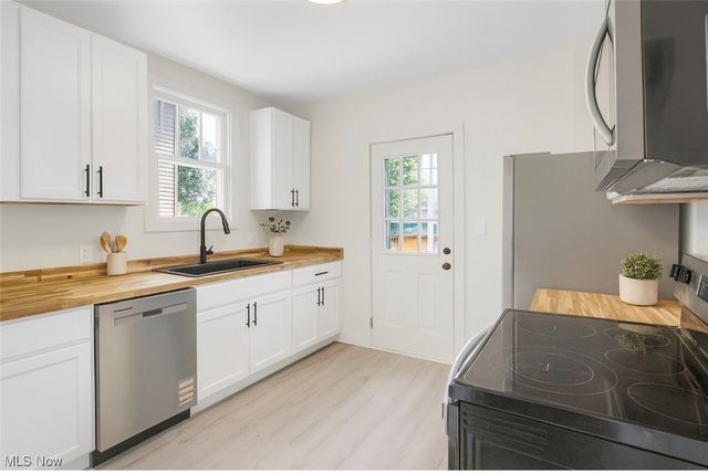 720 Locust Avenue, Zanesville, OH 43701