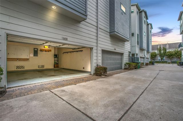 1508 Beall Street, Houston, TX 77008