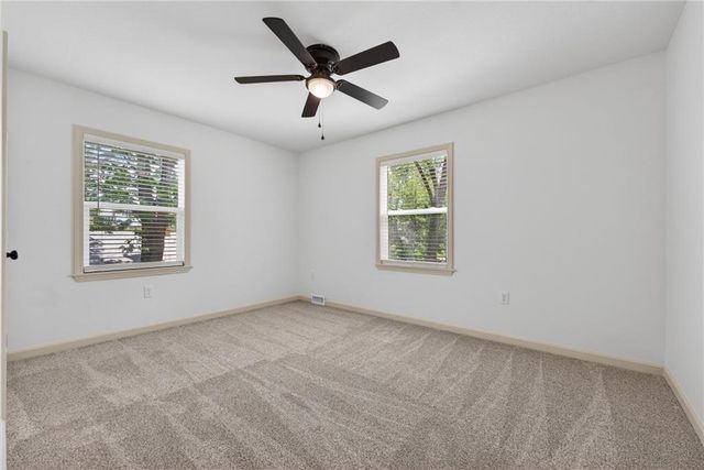 3409 NW 56th Street, Kansas City, MO 64151