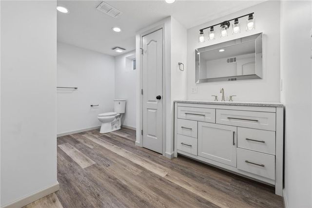 3409 NW 56th Street, Kansas City, MO 64151