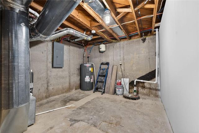3409 NW 56th Street, Kansas City, MO 64151