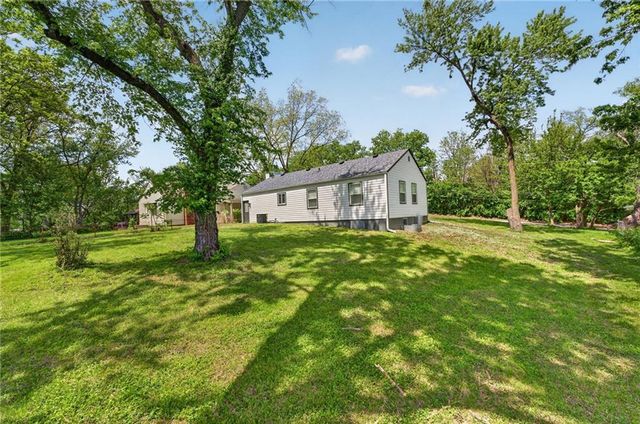 3409 NW 56th Street, Kansas City, MO 64151