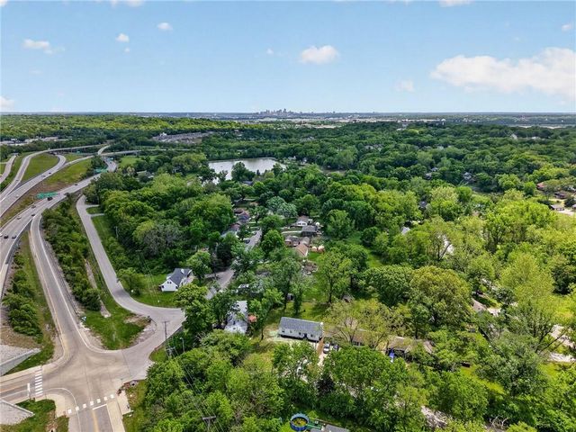 3409 NW 56th Street, Kansas City, MO 64151