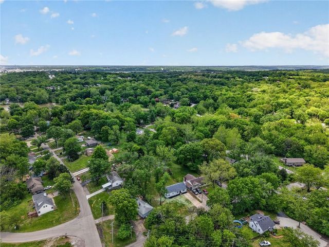 3409 NW 56th Street, Kansas City, MO 64151