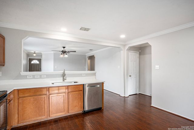 3402 Ashleaf, San Antonio, TX 78261