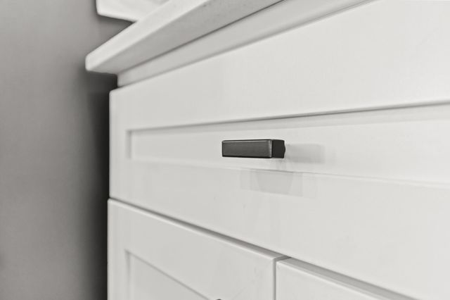 3185 Dorset Street, Tulare, CA 93274