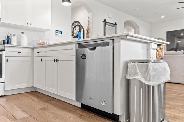 3185 Dorset Street, Tulare, CA 93274