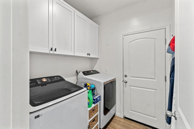 3185 Dorset Street, Tulare, CA 93274