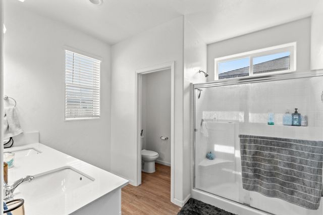 3185 Dorset Street, Tulare, CA 93274