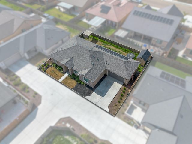 3185 Dorset Street, Tulare, CA 93274