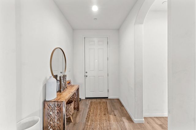 3185 Dorset Street, Tulare, CA 93274