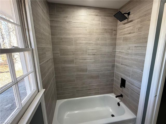 3 Woodclub Court, Greensboro, NC 27406