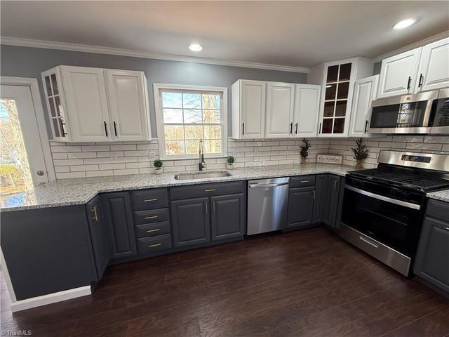 3 Woodclub Court, Greensboro, NC 27406