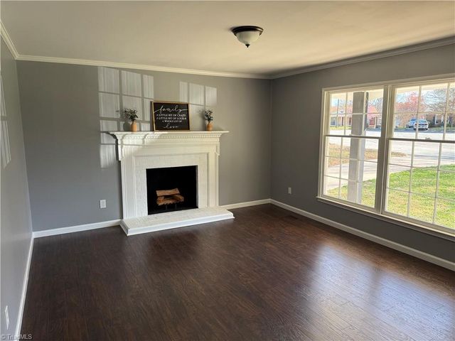 3 Woodclub Court, Greensboro, NC 27406