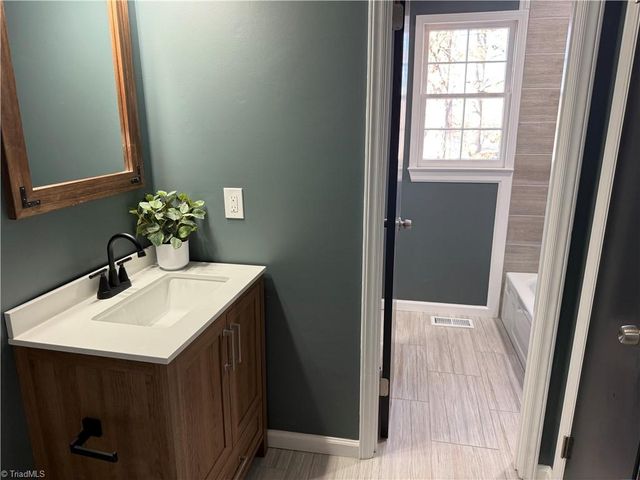 3 Woodclub Court, Greensboro, NC 27406