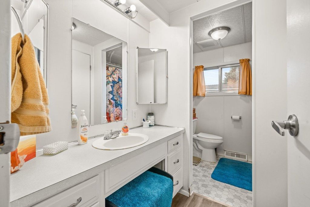 1211 E Lyons Ave, Spokane, WA 99208 photo 17