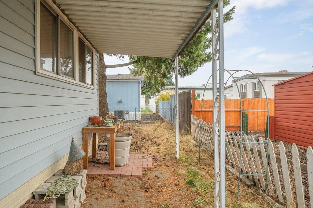 1211 E Lyons Ave, Spokane, WA 99208 photo 30