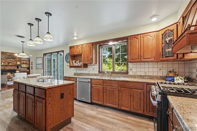 6644 Liebler Road, Boston, NY 14025