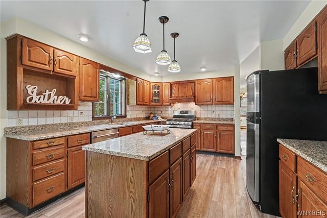 6644 Liebler Road, Boston, NY 14025