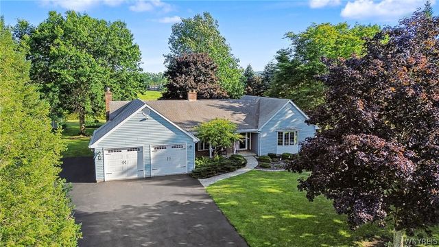 6644 Liebler Road, Boston, NY 14025