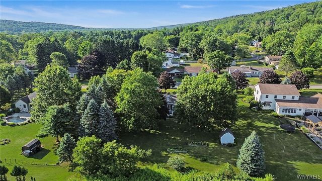 6644 Liebler Road, Boston, NY 14025