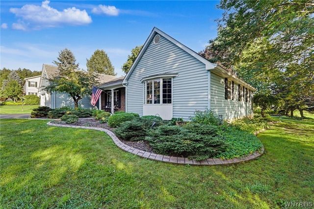 6644 Liebler Road, Boston, NY 14025