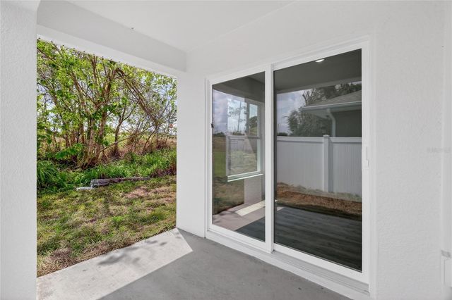 999 AVENUE A, Haines City, FL 33844