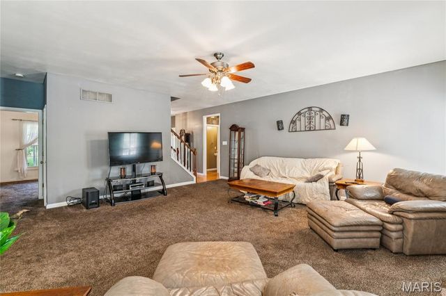 295 Zee Acres Ridge, Unincorporated, MO 63332
